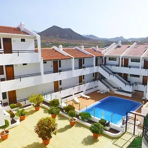  Apartamento Stylish Flat And Pool With 3 Rooms, Sleeps 6, Cristianos España